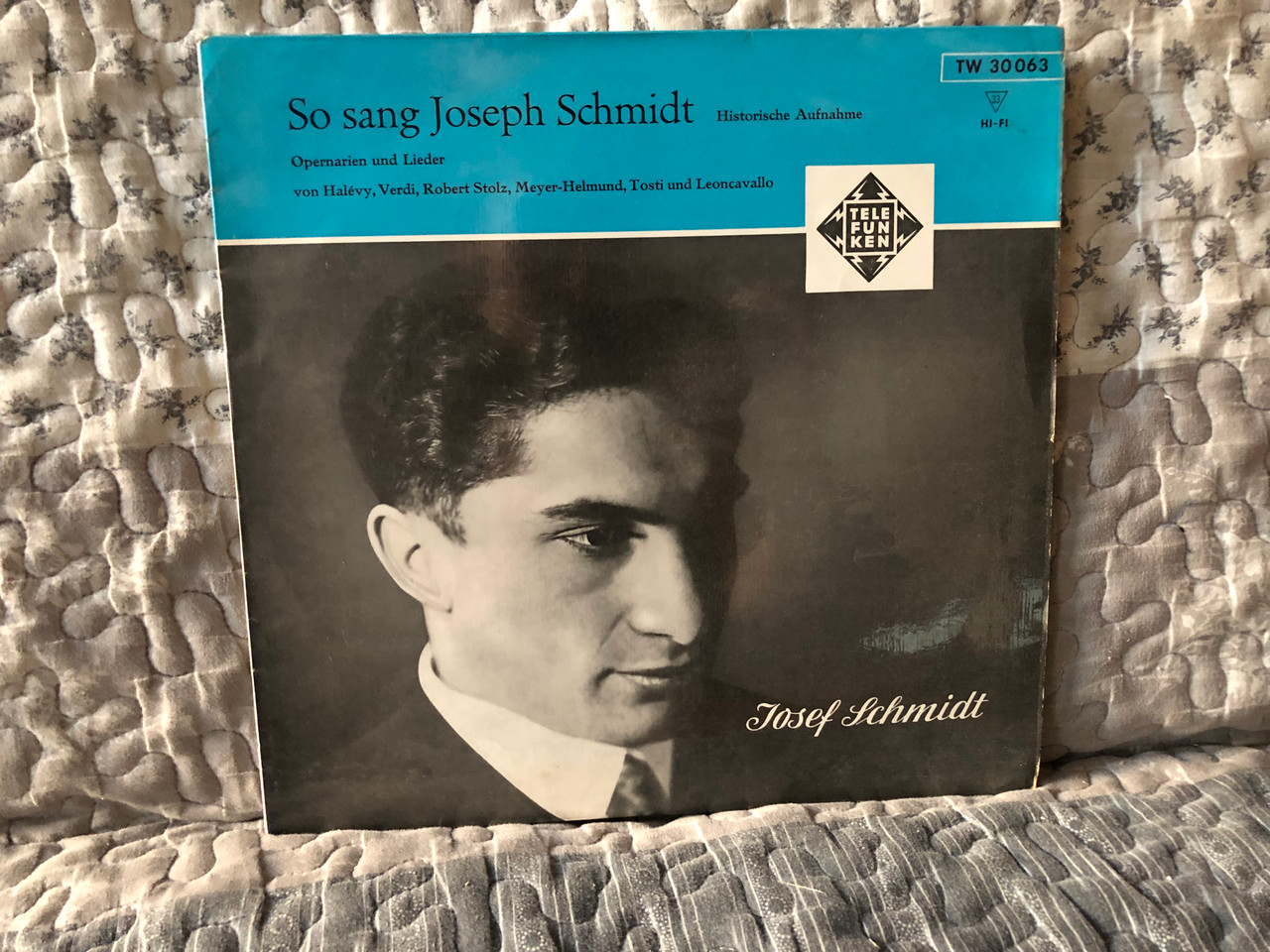 https://cdn11.bigcommerce.com/s-62bdpkt7pb/products/0/images/334419/So_Sang_Joseph_Schmidt_-_Historische_Aufnahme_-_Opernarien_und_Lieder_von_Halevy_Verdi_Robert_Stolz_Mayer-Helmund_Tosti_und_Leoncavallo_Telefunken_LP_TW_30_063_1__87706.1716382532.1280.1280.JPG?c=2
