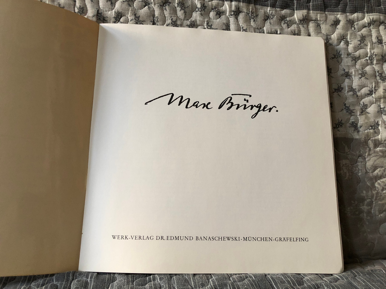 https://cdn11.bigcommerce.com/s-62bdpkt7pb/products/0/images/335201/Brger_Die_Stimme_Des_Arztes_-_Sexualdifferente_Biomorphose_Des_Menschen_-_Franz_Schubert_An_Schwager_Kronos_Goethe_Erster_Verlust_Goethe_Der_Strom_Dichter_unbek._Lebensmut_Rellst_3__10058.1717403104.1280.1280.JPG?c=2