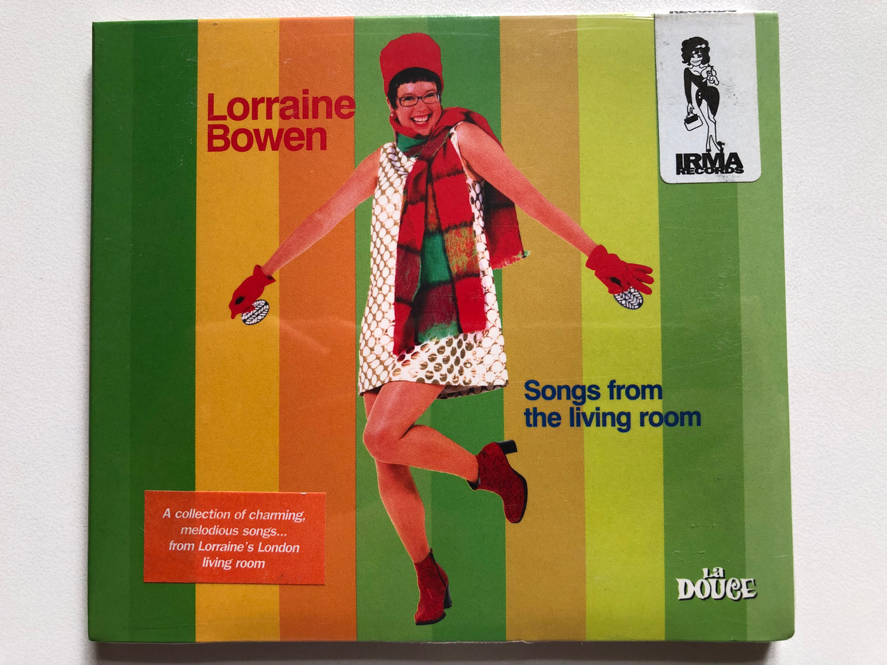 https://cdn11.bigcommerce.com/s-62bdpkt7pb/products/0/images/336590/Lorraine_Bowen_Songs_From_The_Living_Room_A_collection_of_charming_melodious_songs..._from_Lorraines_London_living_room_La_Douce_Audio_CD_2002_IRMA_507675-2_1__16322.1718177065.1280.1280.JPG?c=2
