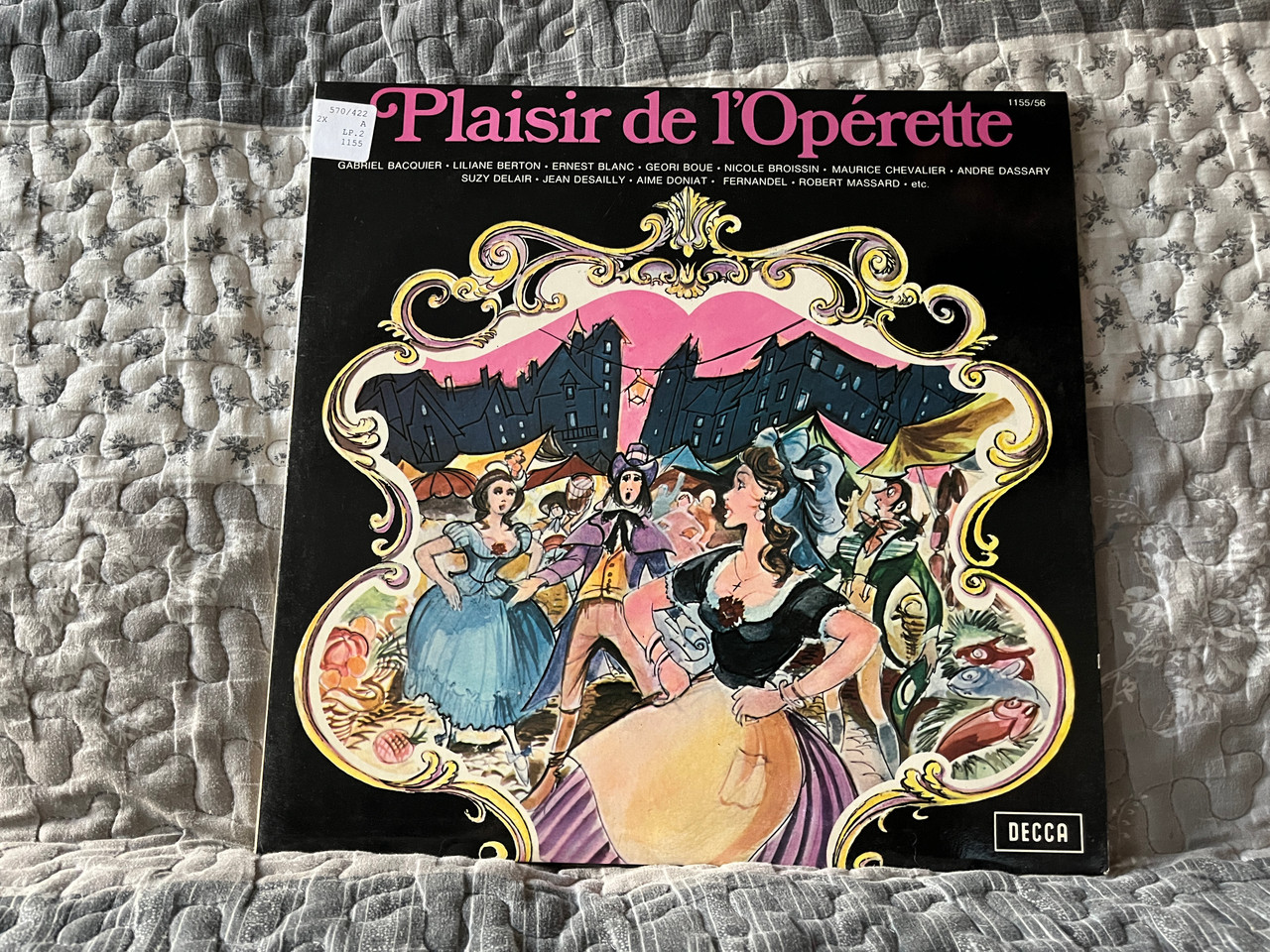 https://cdn11.bigcommerce.com/s-62bdpkt7pb/products/0/images/338080/Plaisir_De_LOprette_-_Gabriel_Bacquier_Liliane_Berton_Ernest_Blanc_Geori_Boue_Nicole_Broissin_Maurice_Chevalier_Andre_Dassary_Suzy_Delair_Jean_Desailly_Aime_Doniat_Fernandel_Robe_1__07489.1719204350.1280.1280.jpg?c=2