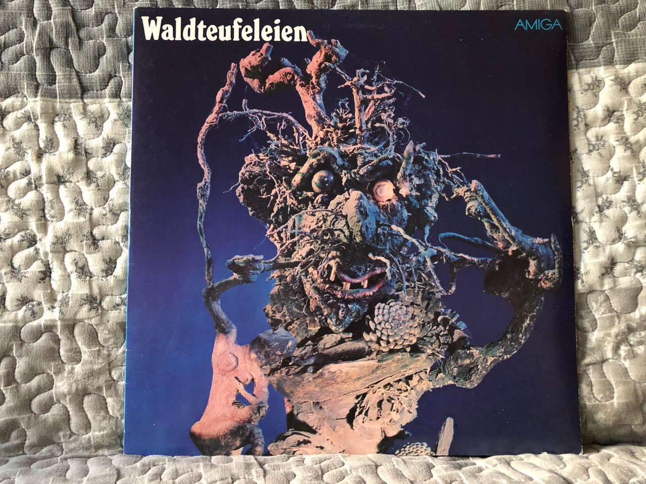 https://cdn11.bigcommerce.com/s-62bdpkt7pb/products/0/images/341395/Waldteufeleien_AMIGA_LP_Stereo_1980_8_45_060_1__82585.1721311191.1280.1280.JPG?c=2