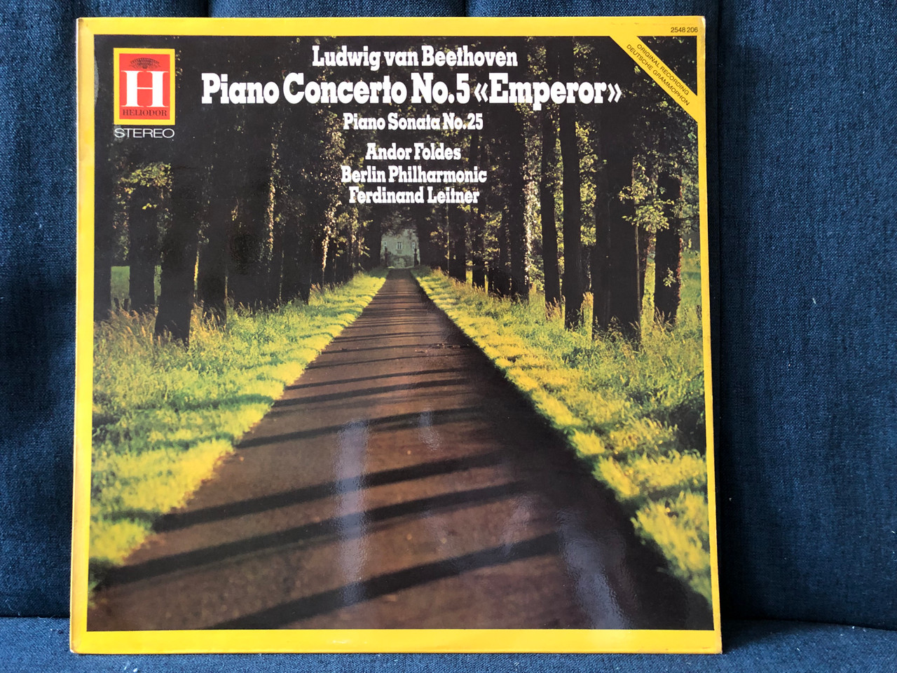 https://cdn11.bigcommerce.com/s-62bdpkt7pb/products/0/images/342619/Beethoven_-_Piano_Concerto_No._5_Emperor_Piano_Sonata_No._25_-_Andor_Foldes_Berlin_Philharmonic_Ferdinand_Leitner_Heliodor_LP_Stereo_2548_206_1__02024.1721828063.1280.1280.JPG?c=2
