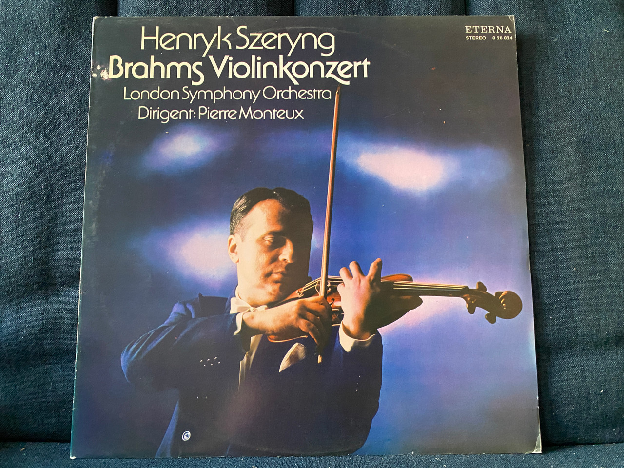 https://cdn11.bigcommerce.com/s-62bdpkt7pb/products/0/images/342781/Henryk_Szeryng_-_Brahms_Violinkonzert_-_London_Symphony_Orchestra_Dirigent_Pierre_Monteux_ETERNA_LP_Stereo_1976_8_26_824_1__92596.1721887559.1280.1280.JPG?c=2