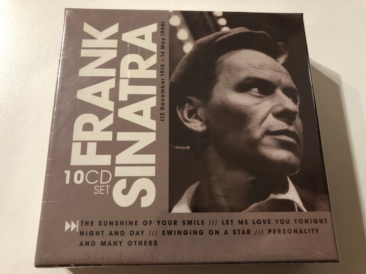 https://cdn11.bigcommerce.com/s-62bdpkt7pb/products/0/images/344497/Frank_Sinatra_-_12_December_1915_-_14_May_1998_-_The_Sunshine_Of_Your_Smile_Let_Me_Love_You_Tonight_Night_And_Day_Swinging_On_A_Star_Personality_And_Many_Others_Documents_10x_Audio_CD_1__24774.1723561524.1280.1280.JPG?c=2