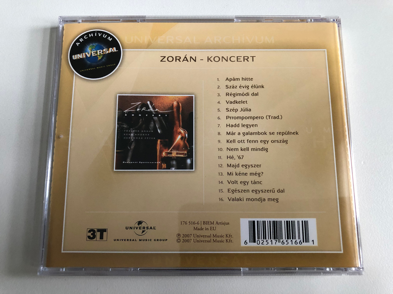 https://cdn11.bigcommerce.com/s-62bdpkt7pb/products/0/images/344609/Zoran_Koncert_-_Presser_Gabor_Kern_Andras_Gerendas_Peter_Universal_Music_Audio_CD_2007_1765166_4__84406.1723652056.1280.1280.JPG?c=2