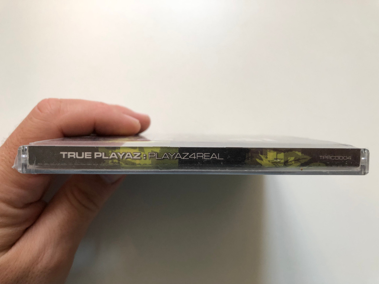 https://cdn11.bigcommerce.com/s-62bdpkt7pb/products/0/images/347083/Playaz_4_Real_-_in_the_mix_-_Mixed_Scratched_By_DJ_HypeBonus_CD_True_Playaz_3x_Audio_CD_2001_TPRCD004_3__76665.1724831677.1280.1280.JPG?c=2