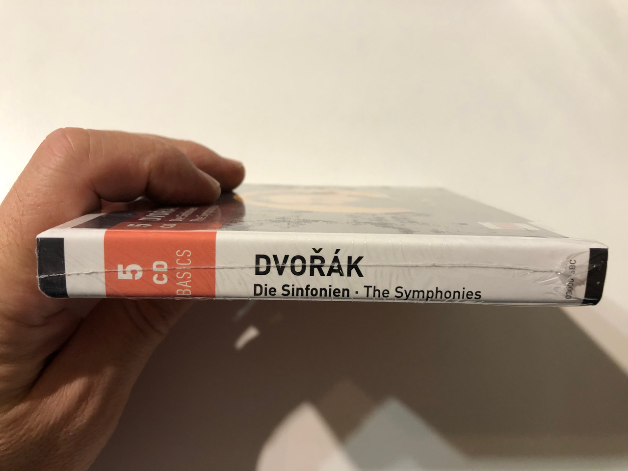 https://cdn11.bigcommerce.com/s-62bdpkt7pb/products/0/images/353905/Dvok_Die_Sinfonien_The_Symphonies_Basics_Berlin_Classics_5x_Audio_CD_Box_Set_2010_0300036BC_3__83269.1728632885.1280.1280.JPG?c=2