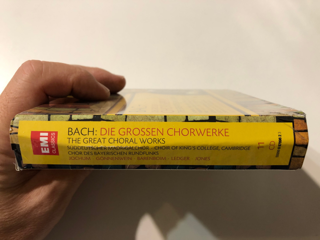 https://cdn11.bigcommerce.com/s-62bdpkt7pb/products/0/images/353907/Bach_Die_Grossen_Chorwerke_The_Great_Choral_Works_-_Altmeyer_Crass_Donath_Popp_Baker_Fassbaender_Tear_Fischer-Dieskau_Gedda_Prey_Moll_Sotin_Sutherland_Choir_Of_Kings_College_3__27240.1728633890.1280.1280.JPG?c=2