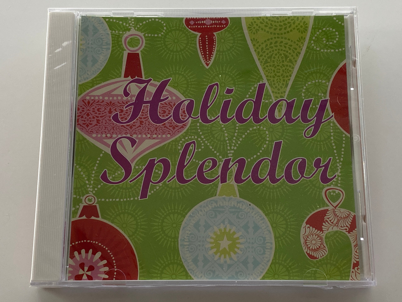 https://cdn11.bigcommerce.com/s-62bdpkt7pb/products/0/images/354408/Holiday_Splendor_Universal_Music_Special_Markets_Audio_CD_2007_SKU_2202994_1__58893.1729086171.1280.1280.jpg?c=2