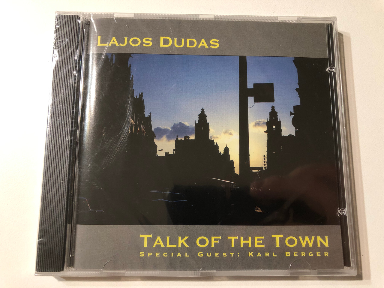 https://cdn11.bigcommerce.com/s-62bdpkt7pb/products/0/images/355032/Lajos_Dudas_Talk_Of_The_Town_-_Special_Guest_Karl_Berger_Double_Moon_Records_Audio_CD_2000_CHRDM_71012_1__24808.1729240206.1280.1280.JPG?c=2