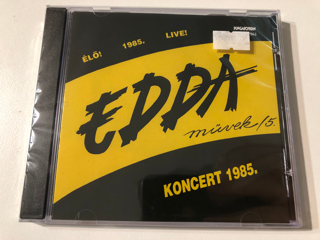 https://cdn11.bigcommerce.com/s-62bdpkt7pb/products/0/images/357903/Edda_Mvek_5._-_Koncert_1985._Elo_1985._Live_Hungaroton_Audio_CD_HCD_17961_1__12383.1730487041.1280.1280.JPG?c=2