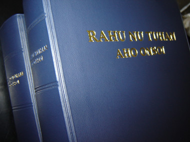 Bible in Tagal Language / Rahu Nu Tuhan Aho Onsoi / Katangan ra Salinan