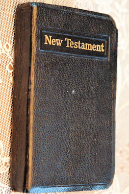 Pocket Size New Testament from 1957 / King James Version B235 Series ...