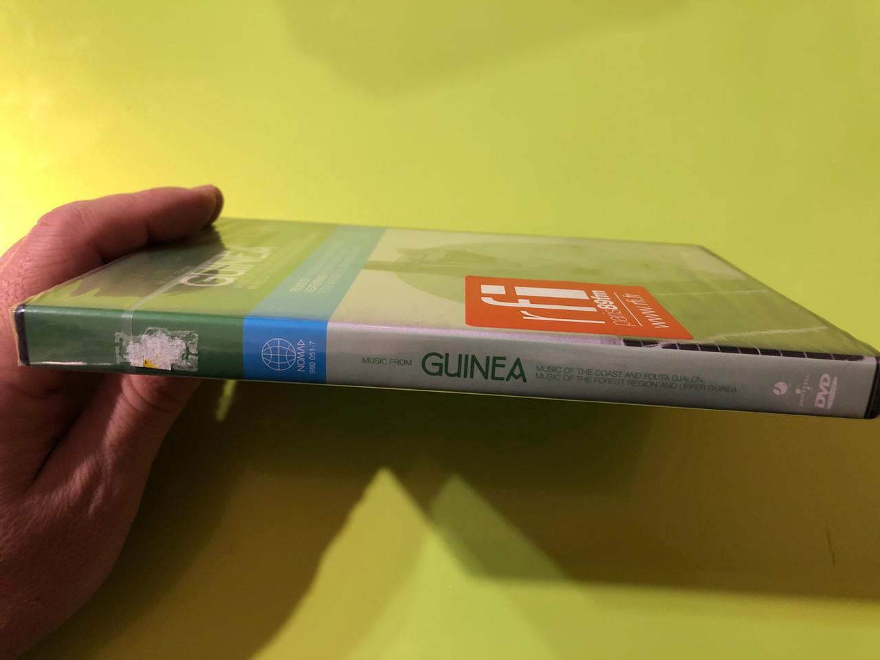 https://cdn11.bigcommerce.com/s-62bdpkt7pb/products/24591/images/384132/Music_from_Guinea_DVD_Music_of_the_Coast_and_fouta_Djalon_-_Music_of_the_Forest_Region_and_Upper_Guinea_Film_by_Yves_Billon_Robert_Minangoy_featuring_Kouyate_Sory_Kandir_Fode_Marseille_Sekouba_Kouyate_3__10572.1758566712.1280.1280.JPG?c=2