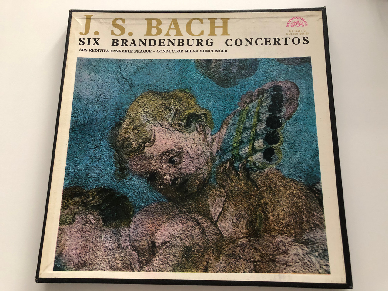 https://cdn11.bigcommerce.com/s-62bdpkt7pb/products/29696/images/176935/J._S._Bach_-_Six_Brandenburg_Concertos_Ars_Rediviva_Ensemble_Prague_Milan_Munclinger_Golden_Series_Supraphon_2x_LP_1965_Mono_Stereo_GS_10641-2_1__45367.1619698707.1280.1280.JPG?c=2