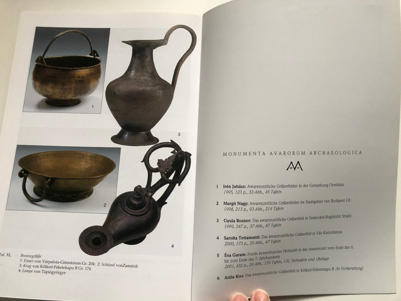 https://cdn11.bigcommerce.com/s-62bdpkt7pb/products/35496/images/344237/Garam_va_Funde_byzantinischer_Herkunft_in_der_Awarenzeit_vom_Endre_des_6._bis_zum_Endre_des_7._Jahrhunderts_17__37092.1723330199.1280.1280.JPG?c=2
