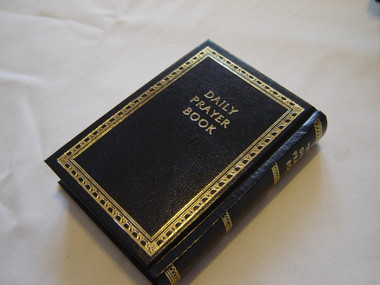 The Agpeya: Coptic-English-Arabic Prayer Book