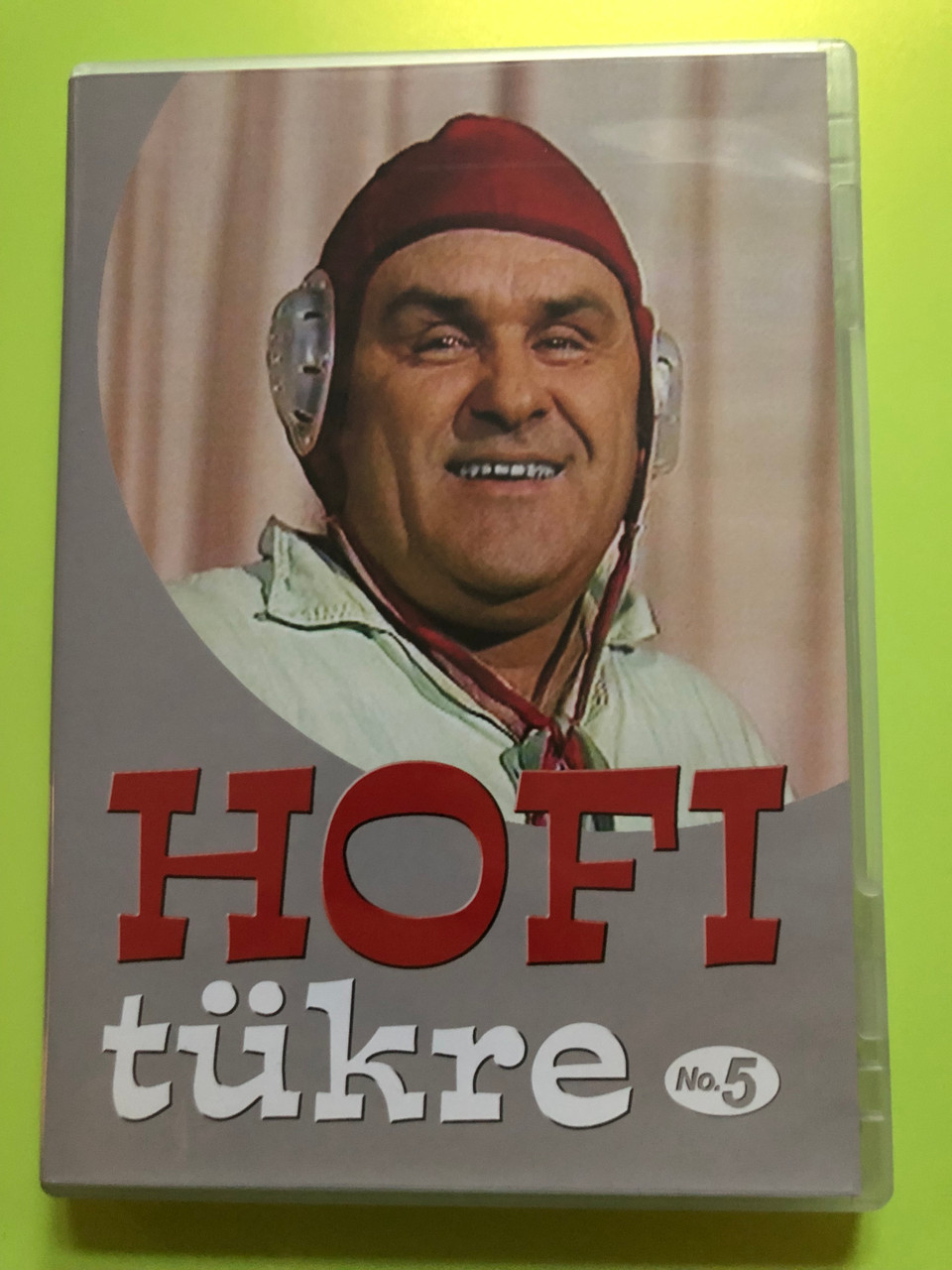 https://cdn11.bigcommerce.com/s-62bdpkt7pb/products/75367/images/383000/Hofi_tkre_5._DVD_2006_Hofis_mirror_5_-_Hungarian_Cabaret_-_Stand_Up_1__56435.1757362938.1280.1280.JPG?c=2