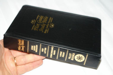 Pilot Guide Study Bible / King James Version KJV / Large Print, Black ...