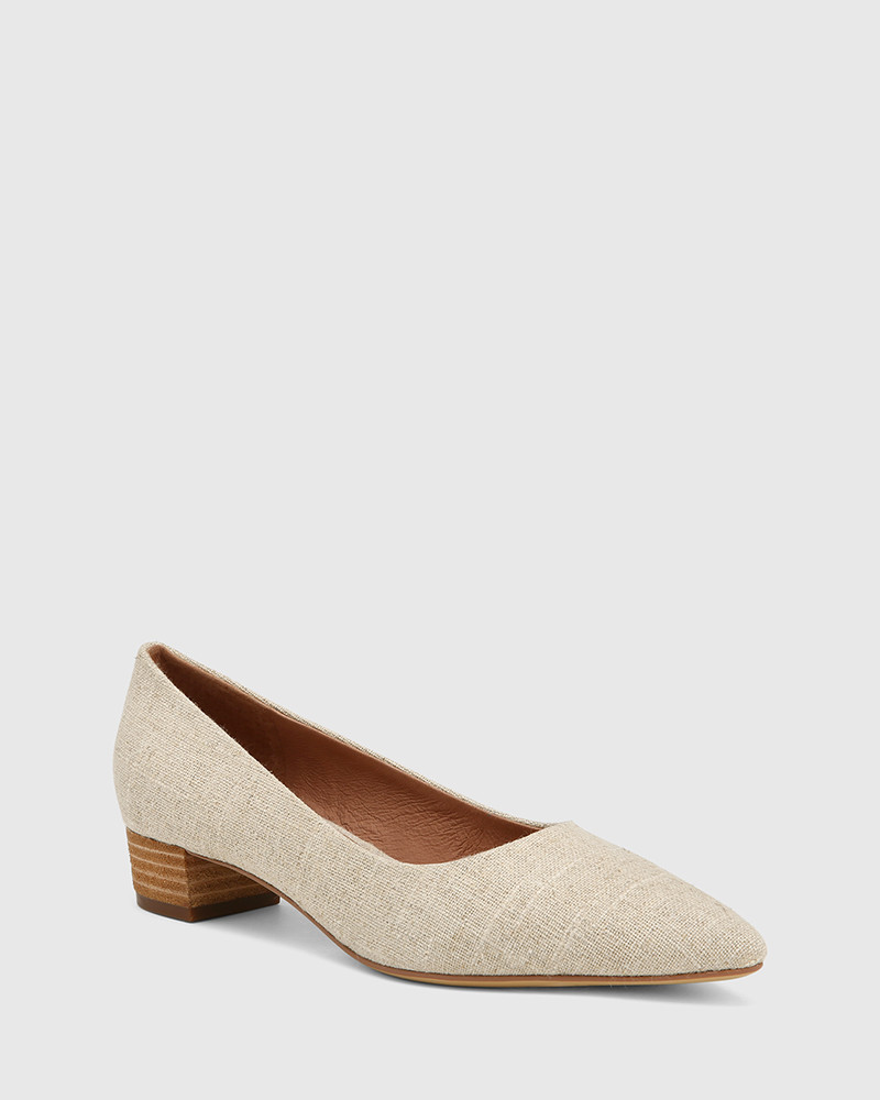 pointed toe low block heel