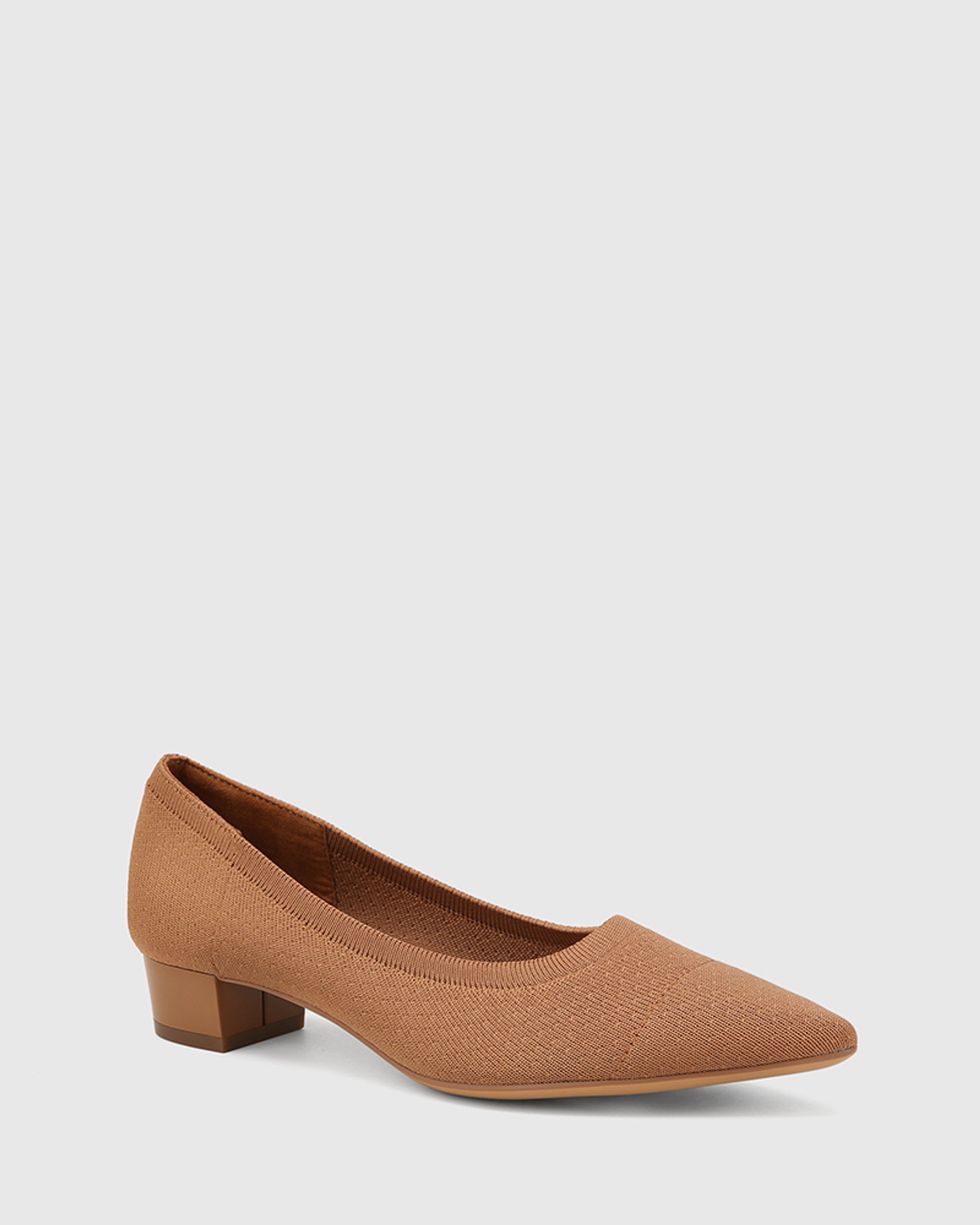 tan court shoes low heel