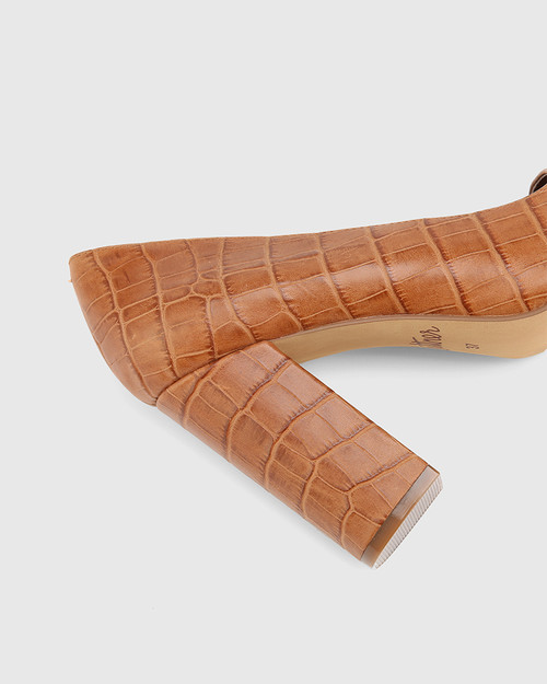 Webster Tan Croc-Embossed Leather Block Heel Pointed Toe Pump & Wittner & Wittner Shoes