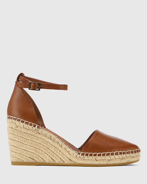 Wittner sales wedges sale