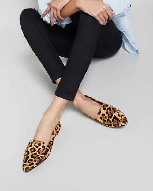 Leopard print pointed sales toe loafers