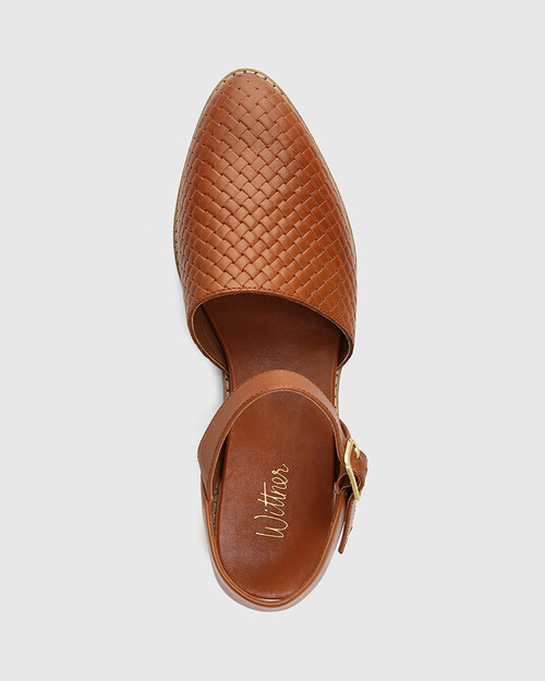 brown closed toe shoes