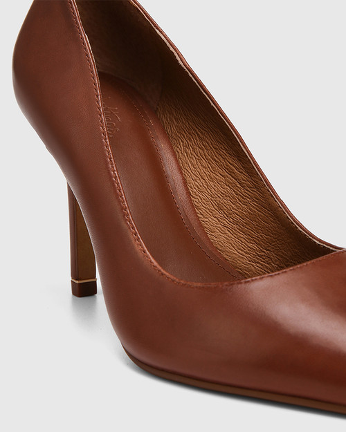 Quendra Russet Leather Stiletto Heel Pump  & Wittner & Wittner Shoes