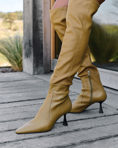 Over the knee leather sales boots australia