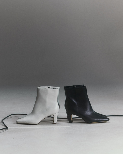 Lyon Winter White Leather Block Heel Ankle Boot & Wittner & Wittner Shoes