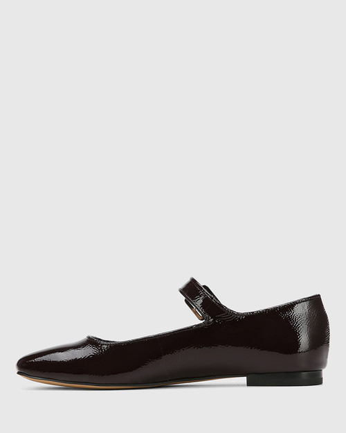 Alise Raisin Crinkle Patent Leather Mary Jane Flat & Wittner & Wittner Shoes