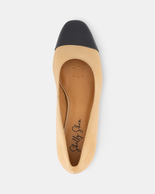 Mavis Tan and Black Leather Pump & Wittner & Wittner Shoes