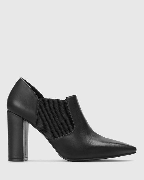 pointed toe shooties