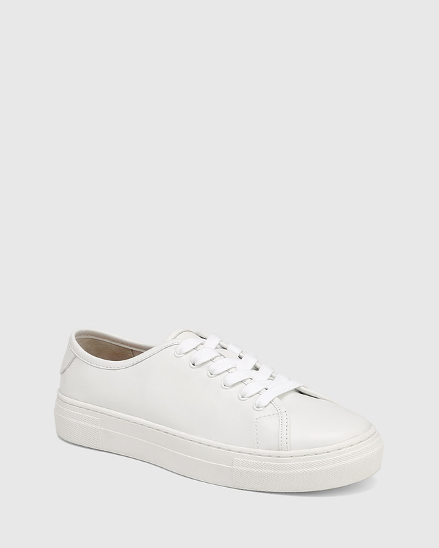 white takkies