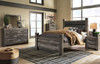 Wynnlow Gray Queen Upholstered Poster Bed