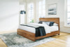 Dressonni King Panel Bed (B790B4)