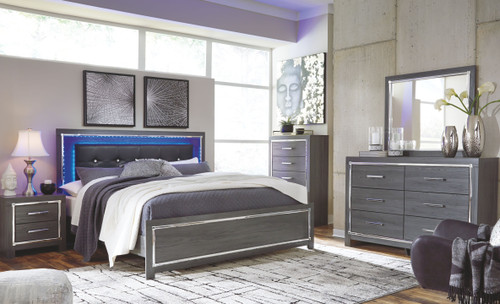 Lodanna Gray 5 Pc. Dresser, Mirror, Chest & King UPH Panel HDBD with Bolt on Bed Frame