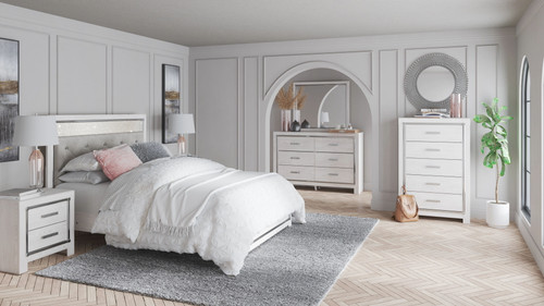 Altyra White 7 Pc. Dresser, Mirror, Queen Panel Bed, 2 Nightstands