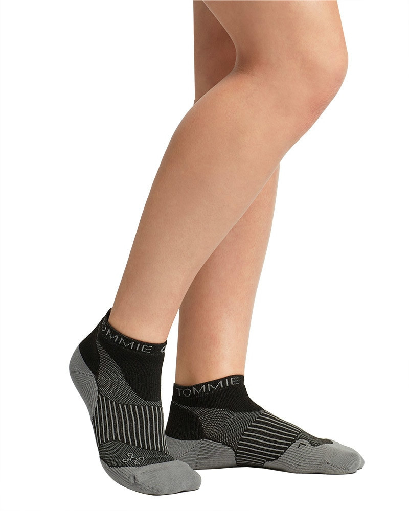 Women's Performance Compression Ankle Socks Outlet