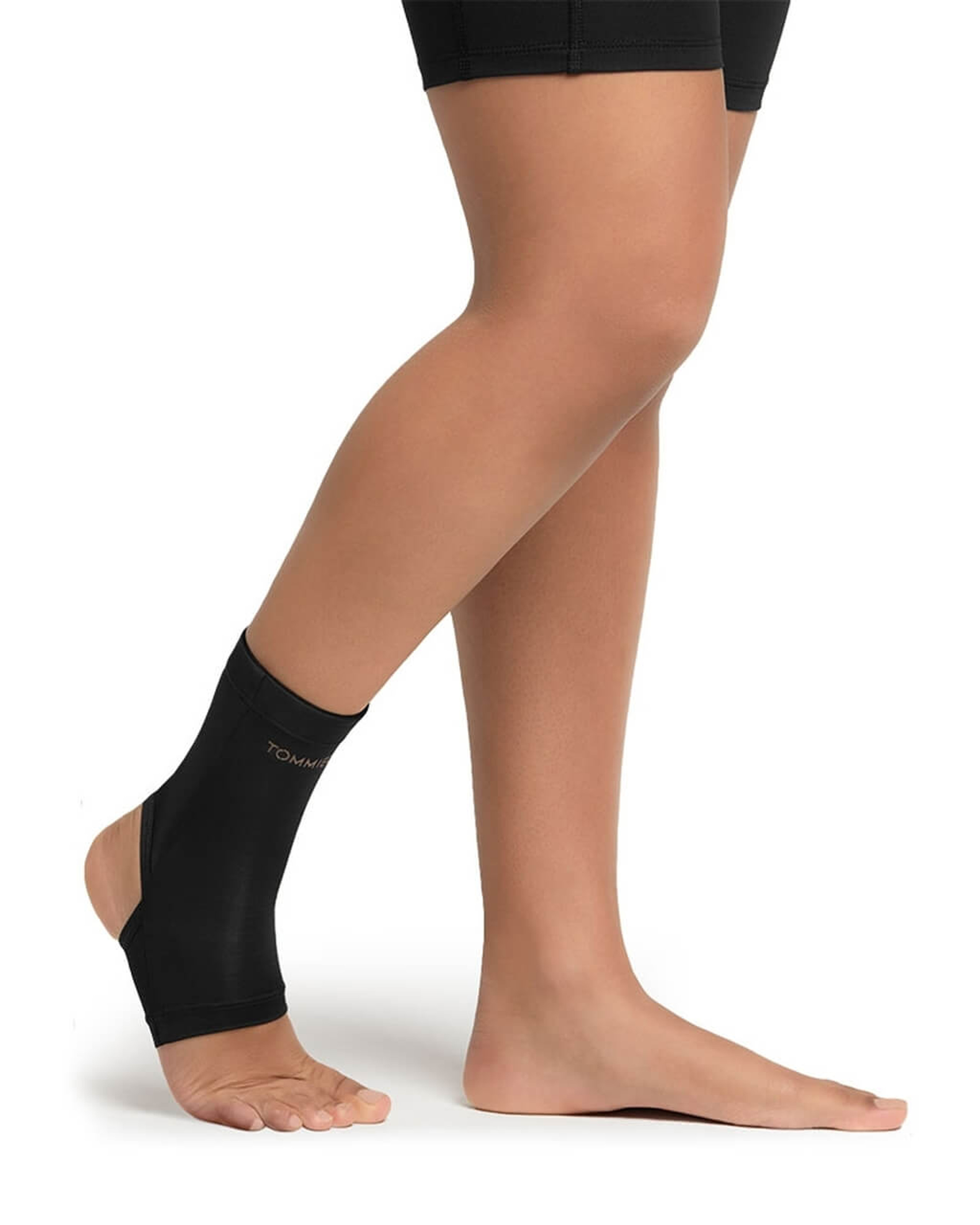 Compression Ankle Sleeve | All-Day Comfort | Tommie CopperÂ®