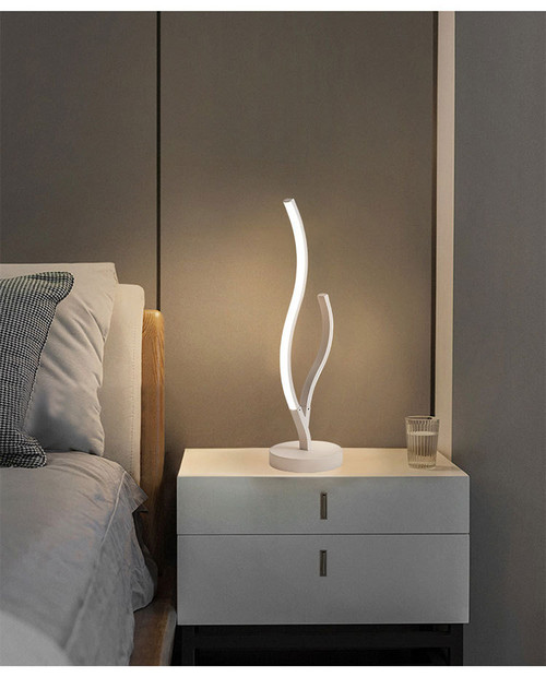 Modern Simple Home Decoration Lamp Creative Branch Shaped Table Lamp Nordic Style LED Desk Lamp(D0101H2GZVA.)