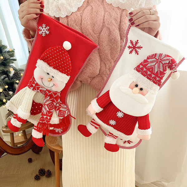 Christmas Stocking Socks Decorations for Home Christmas Ornaments Xmas Santa Claus New Christmas Gifts for New Year Gift Bag(D0101HIR14Y.)