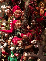 Feature Goodwill : The search for new Christmas decorations continues ...