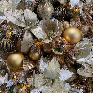New and exciting ways to decorate for Christmas with Artificial Floristry