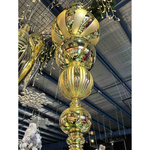 Hanging Jumbo Gold Finial Hanging Jumbo Gold Finial