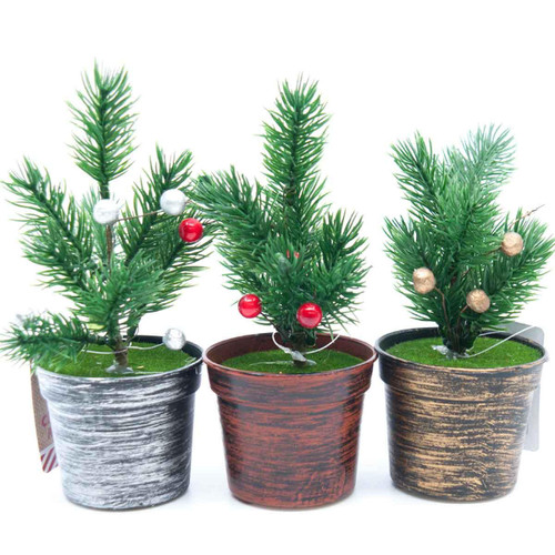 Christmas Elves Mini Holly/Pine Terracotts Pot (3 Styles) - 19cm Christmas Elves Mini Holly/Pine Terracotts Pot (3 Styles) - 19cm