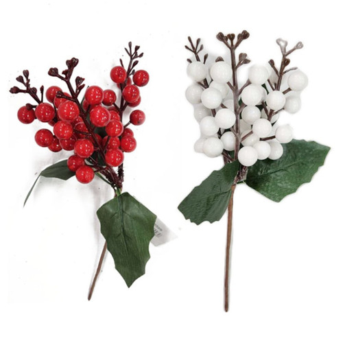 Christmas Elves Berries and Leaf Pick Christmas Elves Berries and Leaf Pick
