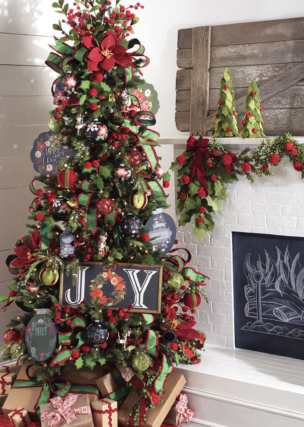 Homespun Holiday Christmas Tree by Raz